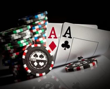 Breaking Down Dewapoker: Tips and Tricks for Beginners